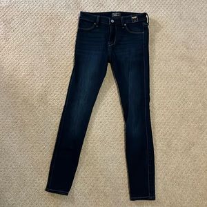 Abercrombie and Fitch mid rise jean leggings